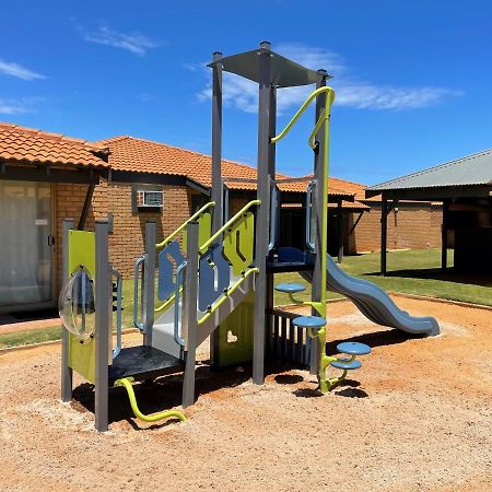 Geraldton'S Ocean West Holiday Units & Short Stay Accommodation Extérieur photo