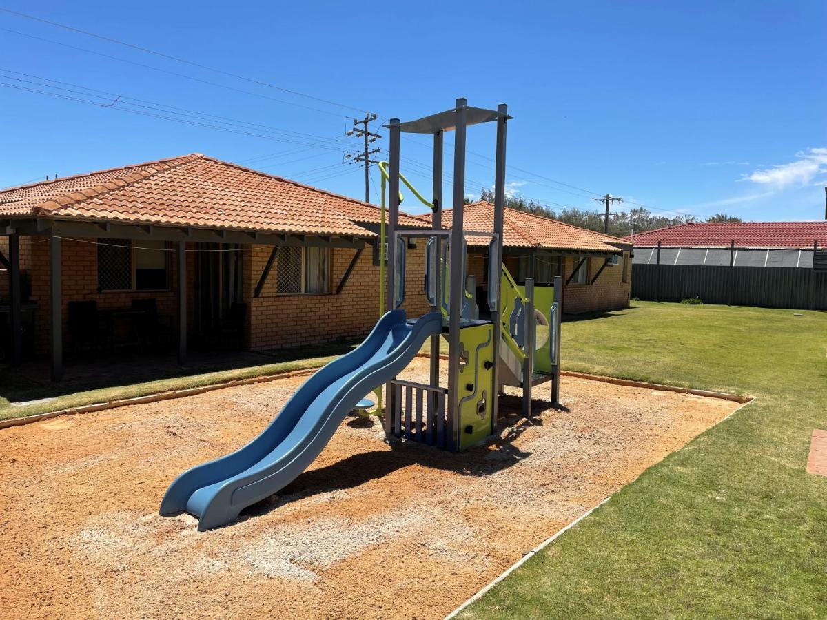 Geraldton'S Ocean West Holiday Units & Short Stay Accommodation Extérieur photo