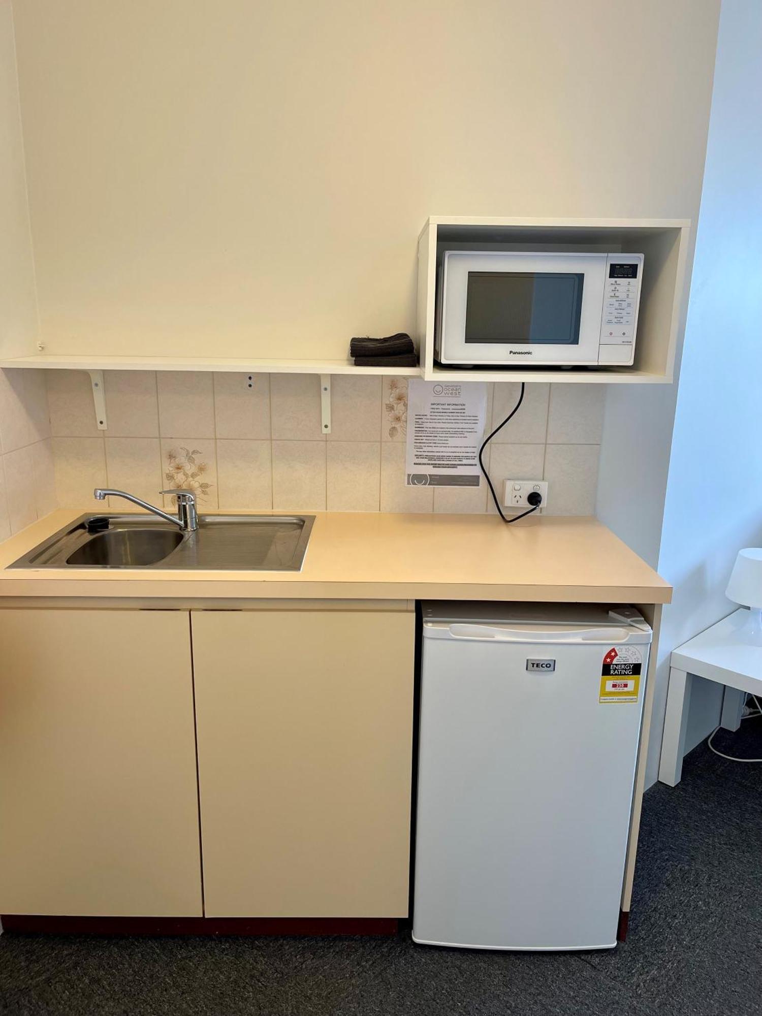 Geraldton'S Ocean West Holiday Units & Short Stay Accommodation Chambre photo