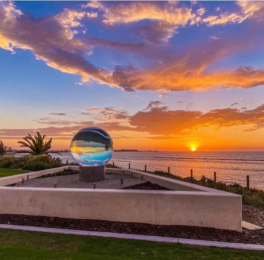 Geraldton'S Ocean West Holiday Units & Short Stay Accommodation Extérieur photo